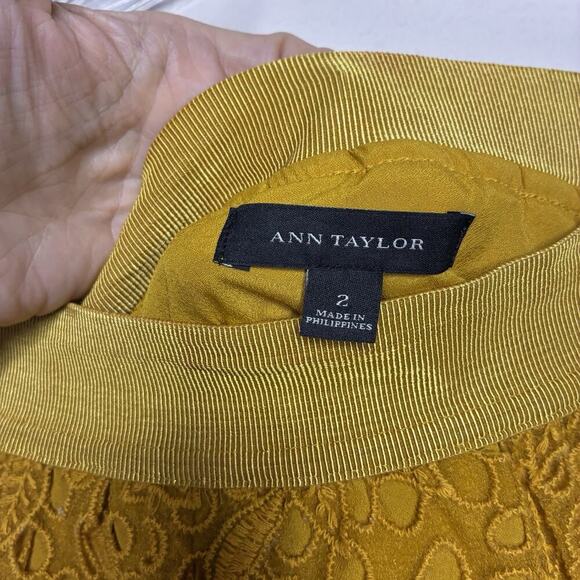 Ann Taylor Mustard Yellow Floral Crochet Lace Elastic Waist Skirt 2 - Picture 9 of 10